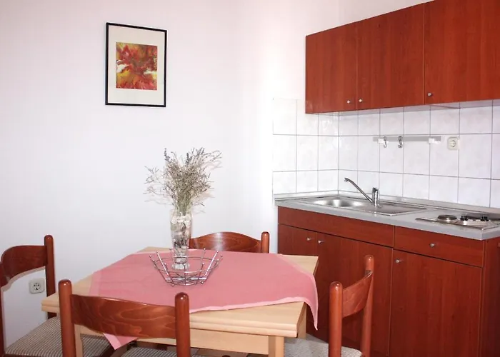 Batkoski Lägenhet Pag Town