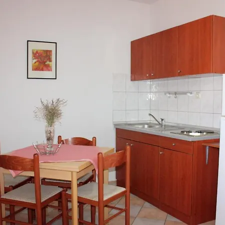 Budget Apartments Batkoski Pag Pag Town